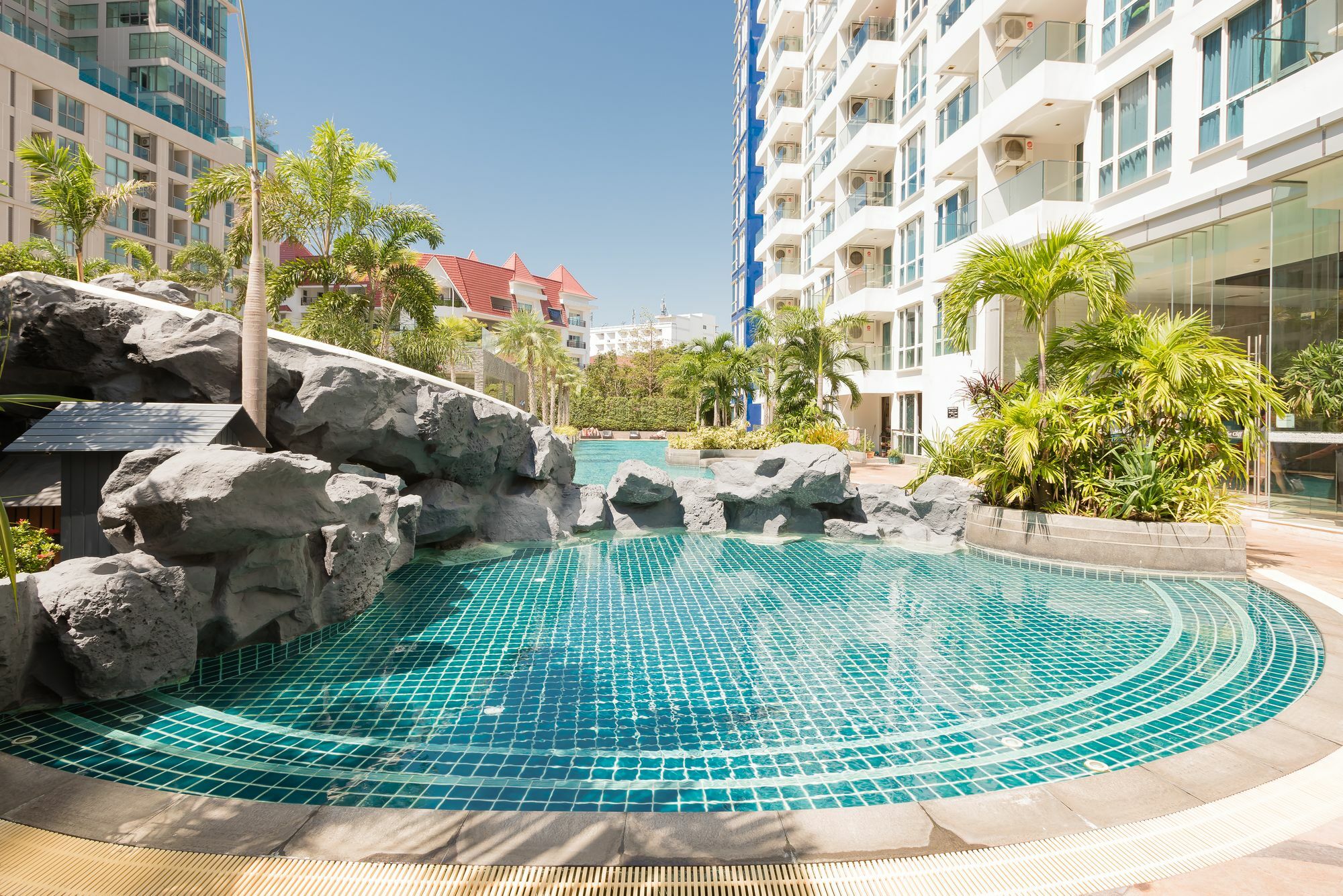 The Cliff Condominium Pattaya Εξωτερικό φωτογραφία